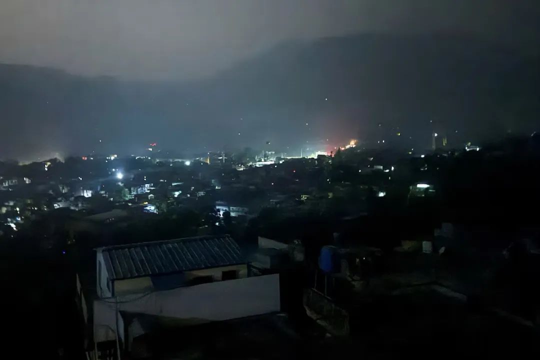 突发！印度对巴基斯坦及巴控克什米尔发动导弹袭击，巴基斯坦击落印度战机