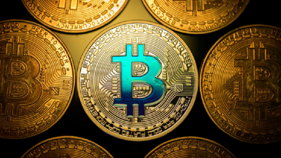 比特币跃升至历史新高，超过了1月份的纪录